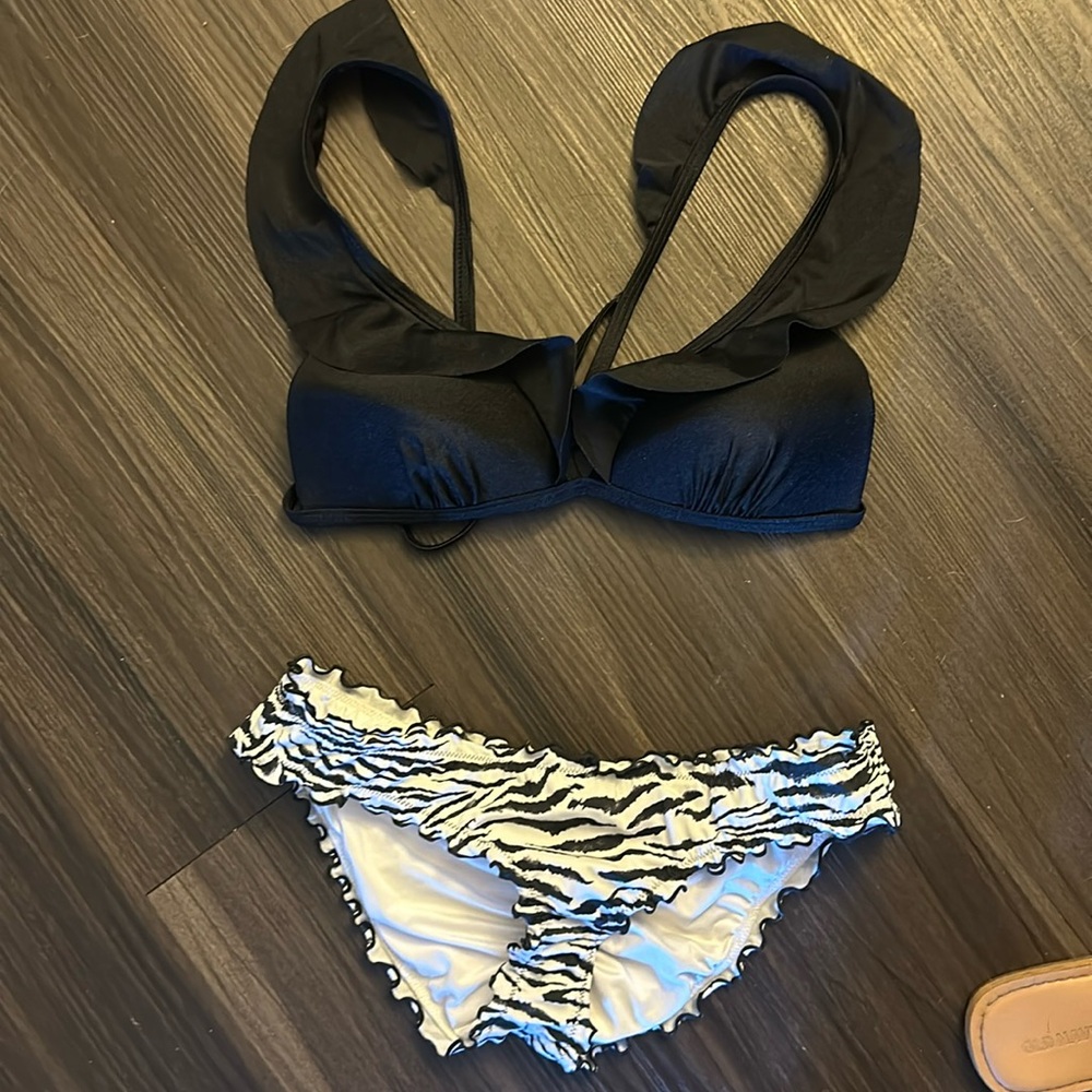Bathing suit